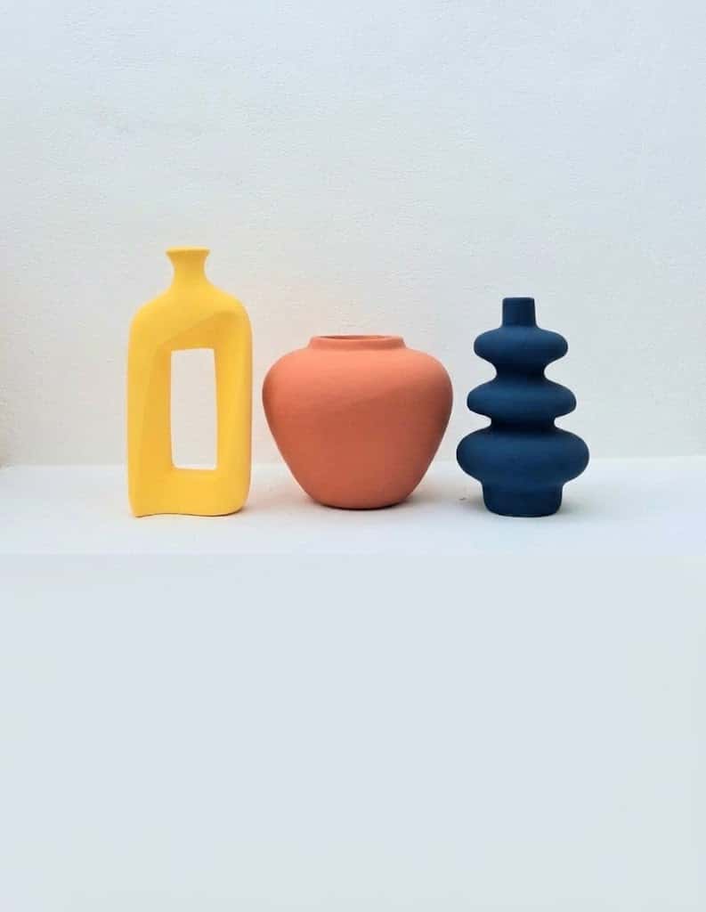 Trio de Vases Sculpturaux en Céramique Multicolore Mate