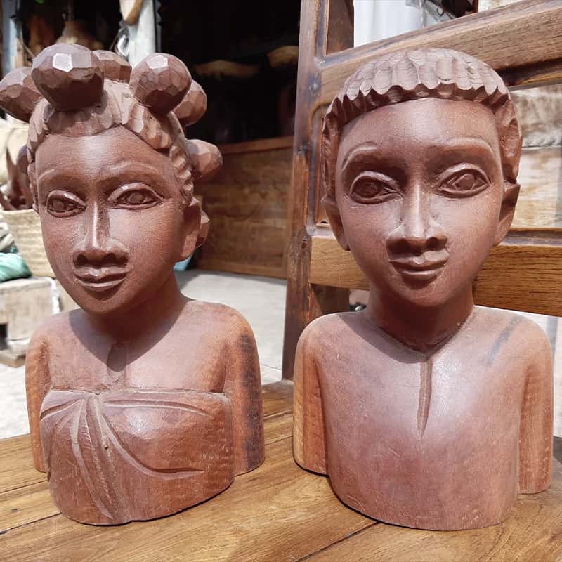 Tête statue Malgache Sculptée en Bois Tropical
